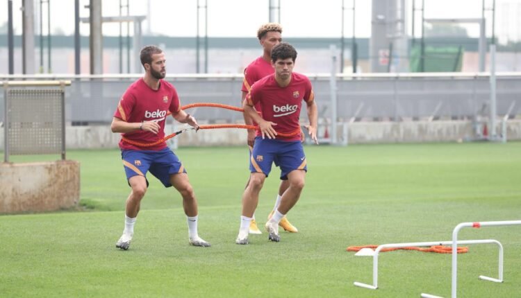 موعد مباراة برشلونة وإلتشي