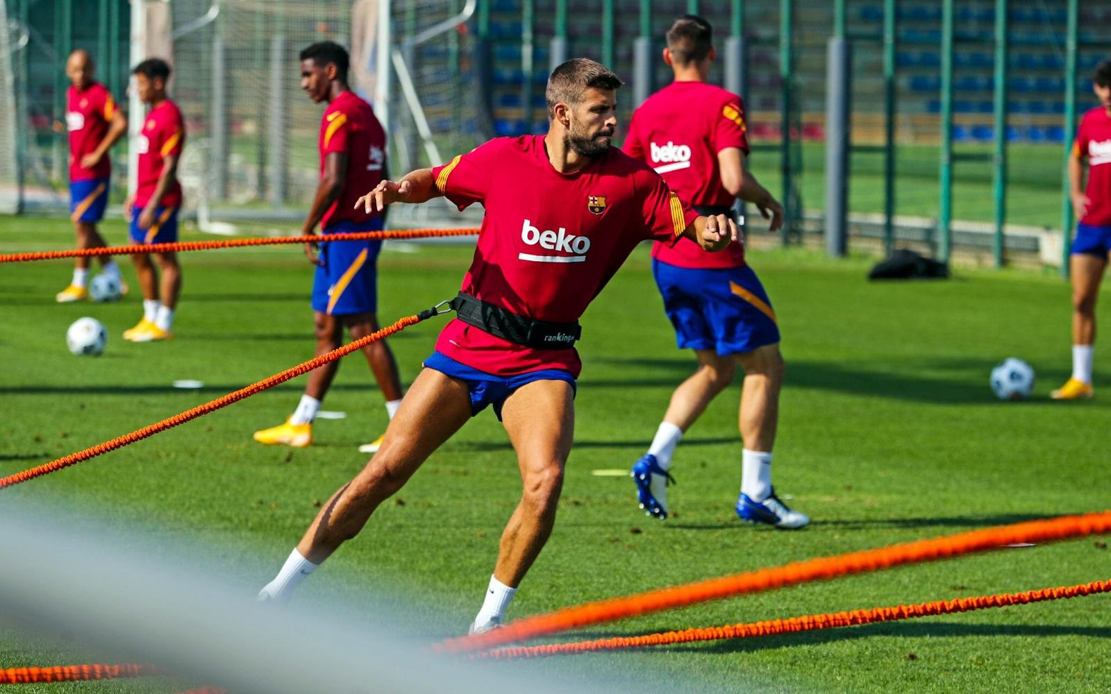 موعد مباراة برشلونة وجيرونا الودية اليوم