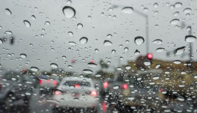 أمطار خفيفة - الطقس