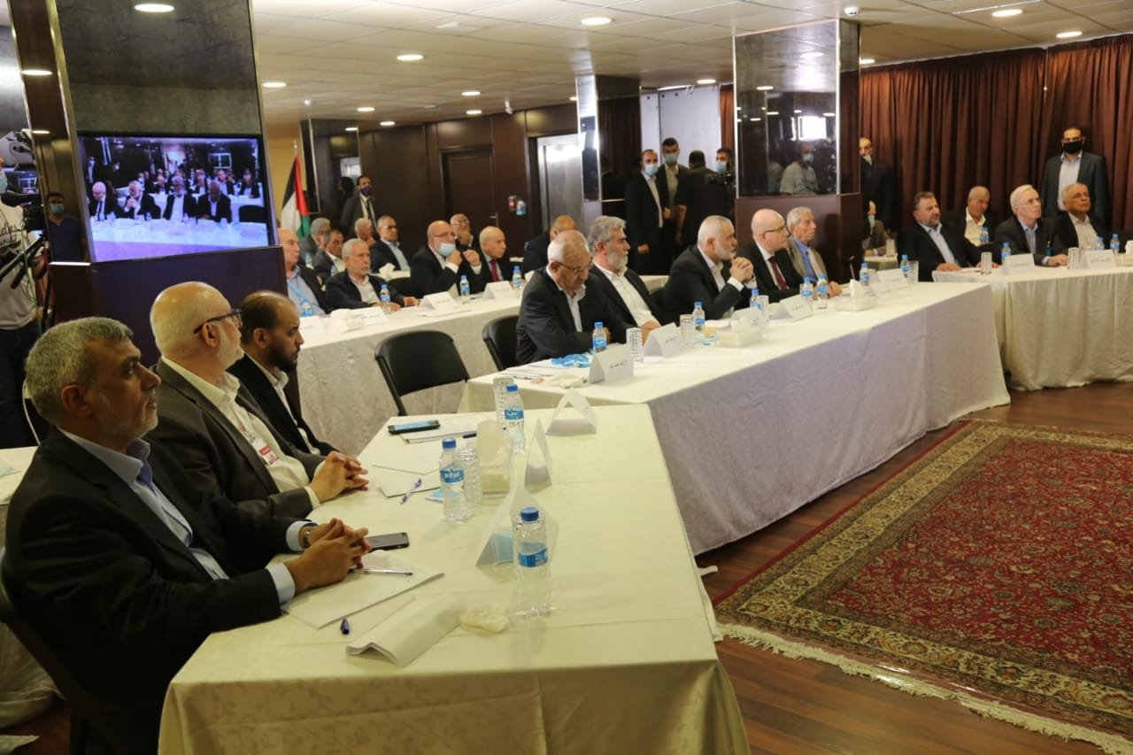 قيادي فلسطيني يكشف تفاصيل اجتماع الأمناء العامين أمس