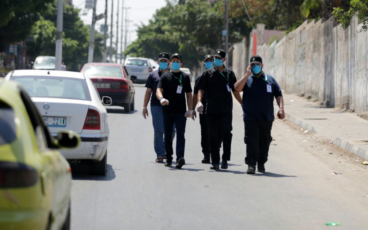 عالم أحياء دقيقة: مازلت غزة في بدايات موجة كورونا والمخاطر كبيرة