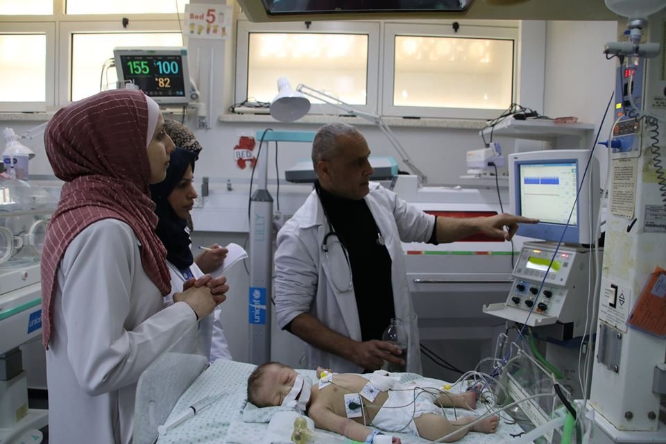 توقف محطة توليد الأكسجين في مستشفى الأقصى