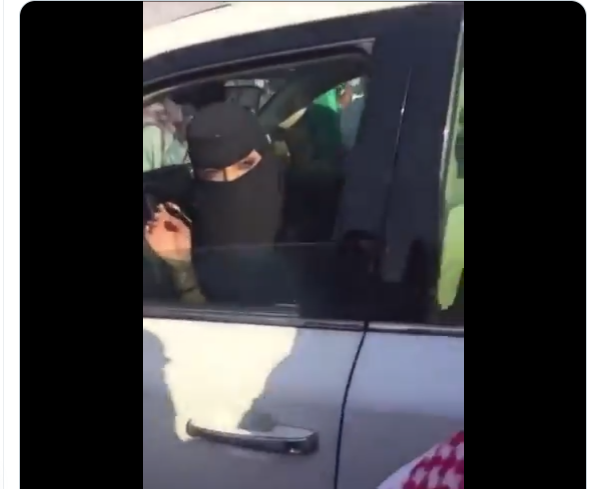 رشا العبدالله في مزاد الإبل