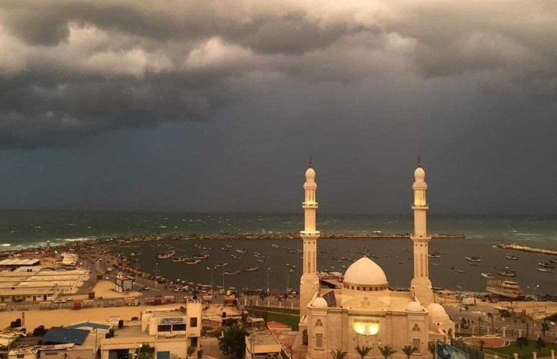 غيوم مرافقة لمنخفض جوي - الطقس