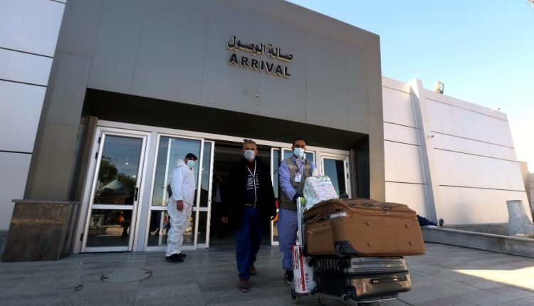 المسافرين عبر معبر رفح