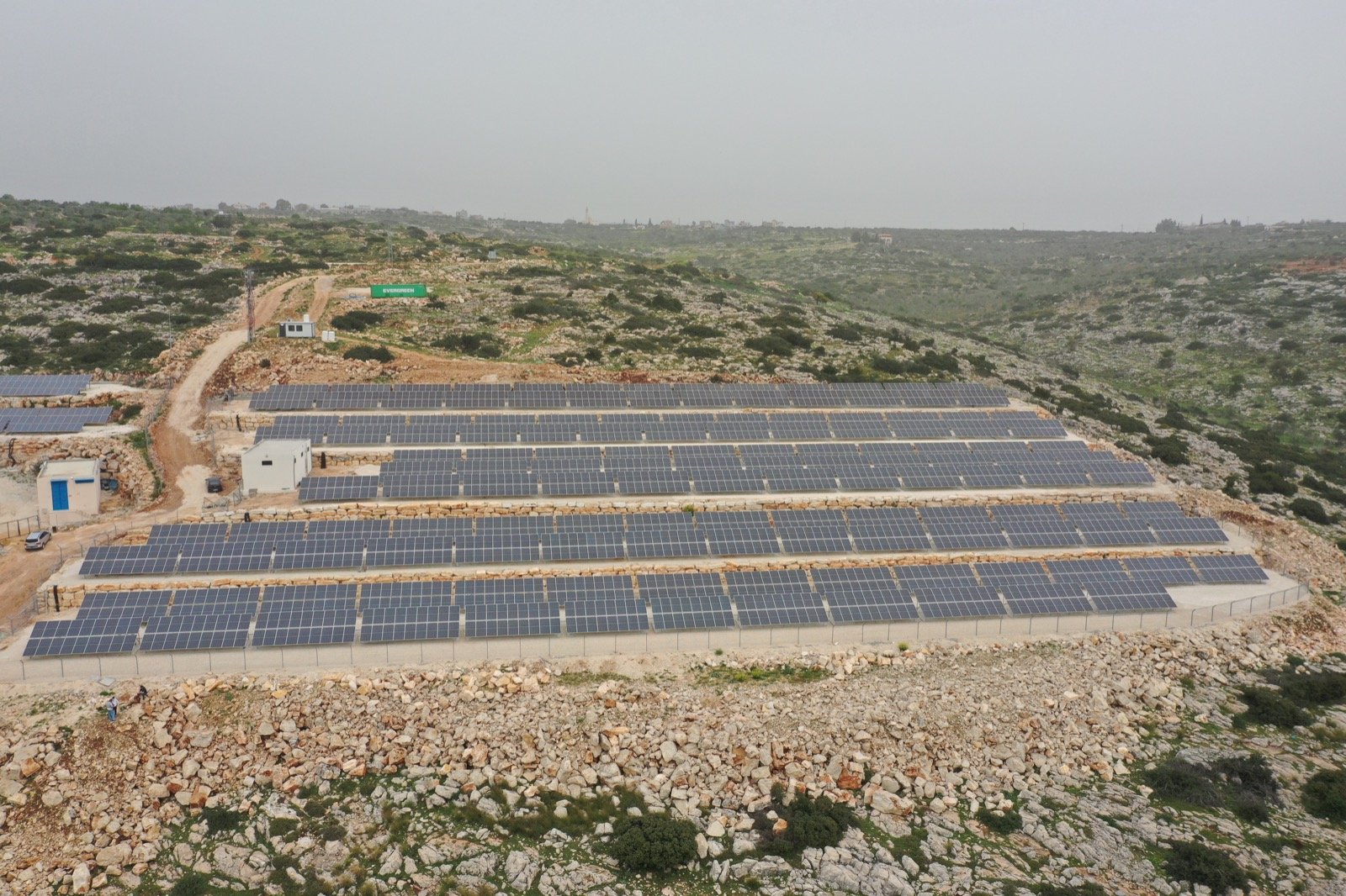 محطة الطاقة الشمسية في يعبد