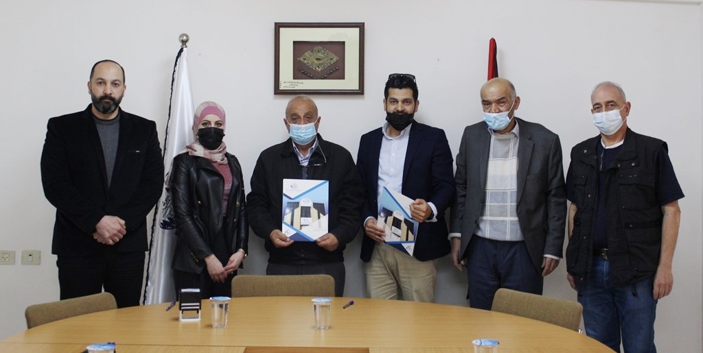 توقيع اتفاقية تعاون مع شركة بيت الكهرباء