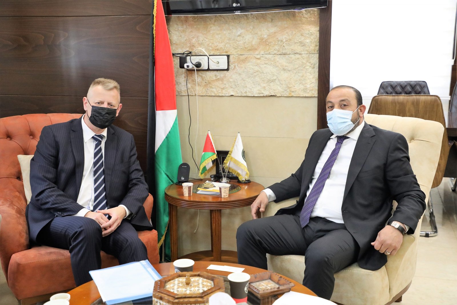 النائب العام وسفير بولندا