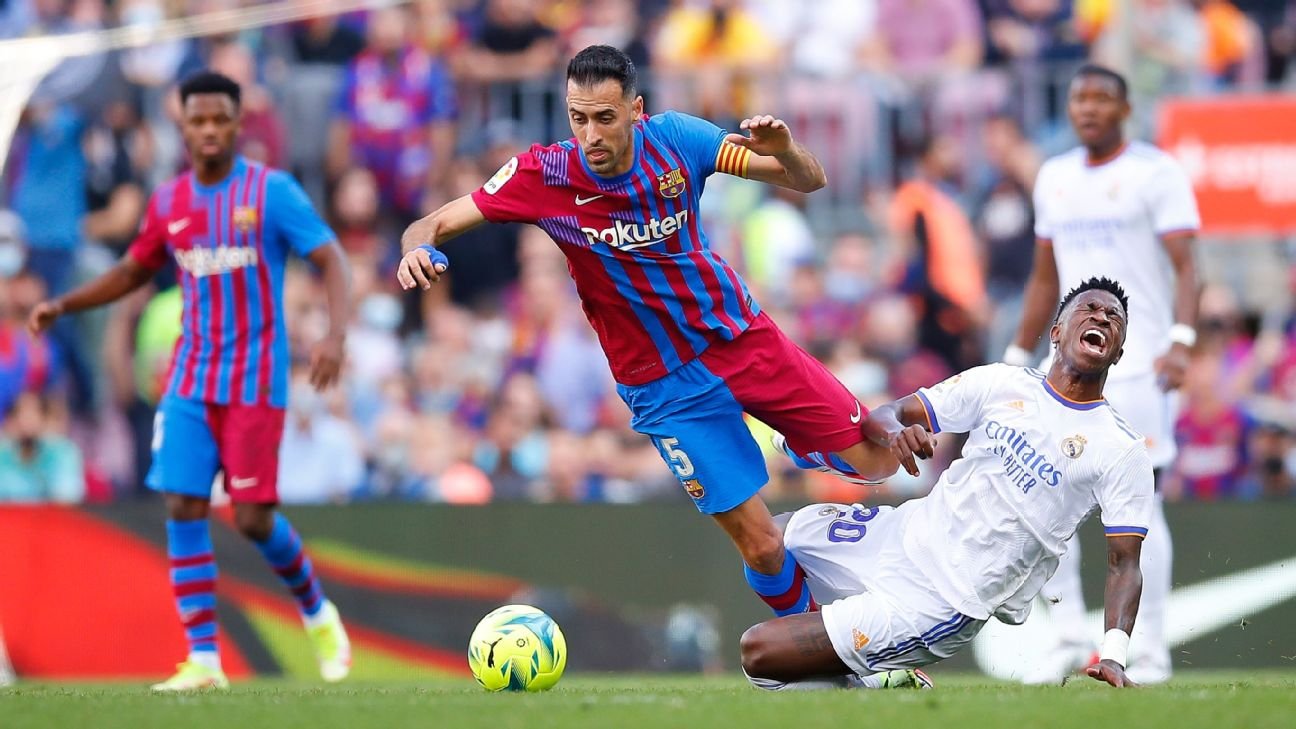 من هو معلق مباراة ريال مدريد وبرشلونة في السوبر الاسباني