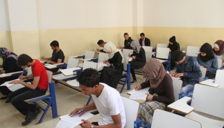 اجابات امتحان العربي توجيهي تكميلي 2021 2022