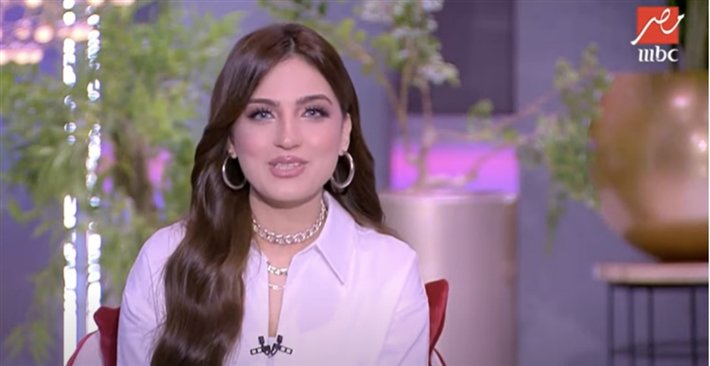 شاهد: المذيعة ياسمين عز بدون مكياج قبل عمليات التجميل