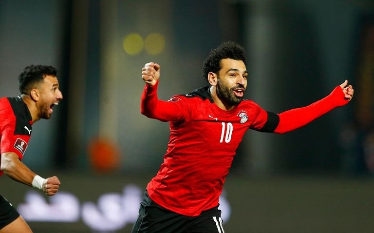 الصحافة التركية تشيد بظهور محمد صلاح الأول مع طرابزون سبور