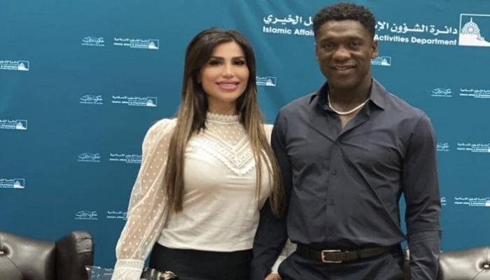 صوفيا زوجة كلارنس سيدورف تتصدر مواقع التواصل