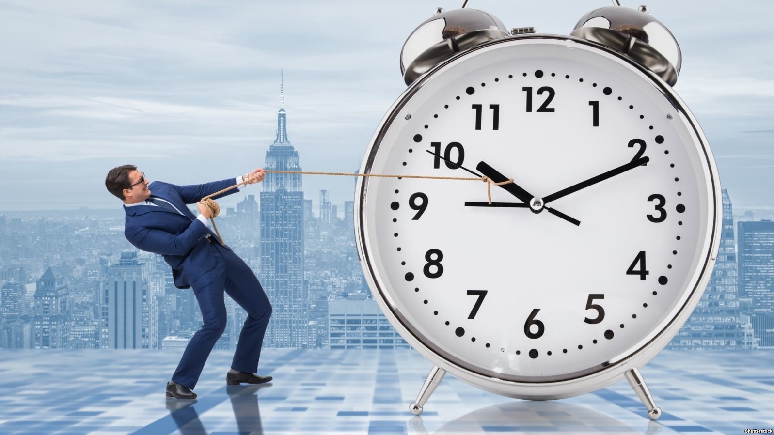 متى تقديم الساعة في لبنان 2022 ؟