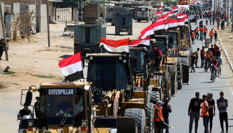 كيف يسير الاعمار المصري في غزة؟