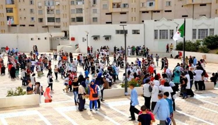 موعد الدخول المدرسي 2023 في الجزائر