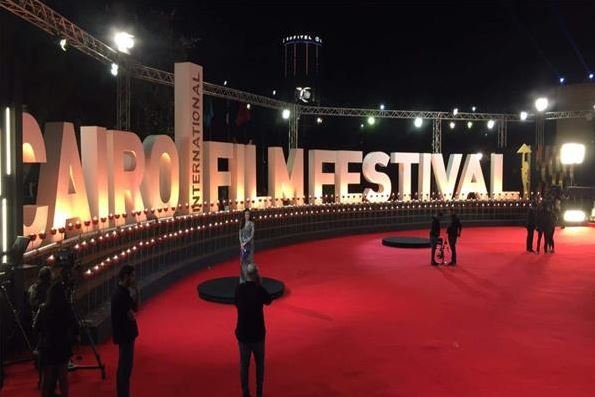 شاهد: فساتين مهرجان القاهرة السينمائي 44 2022