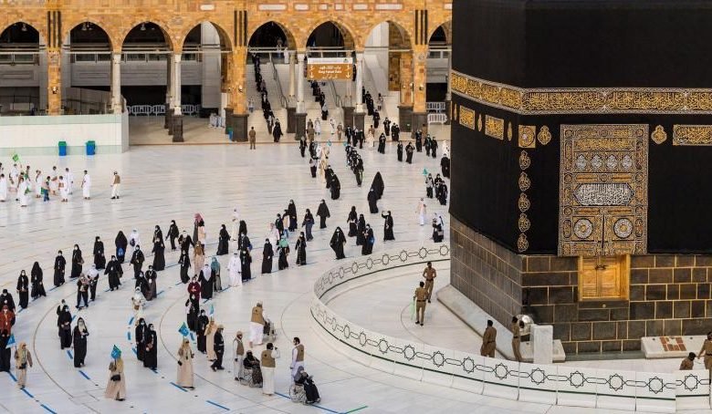 كم ثمن العمرة من تونس 2023