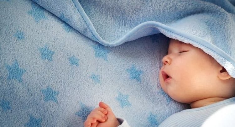 هل حب الشباب من علامات الحمل بولد عالم حواء