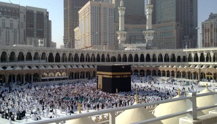 متى موعد ختم القرآن في الحرم المكي 1444