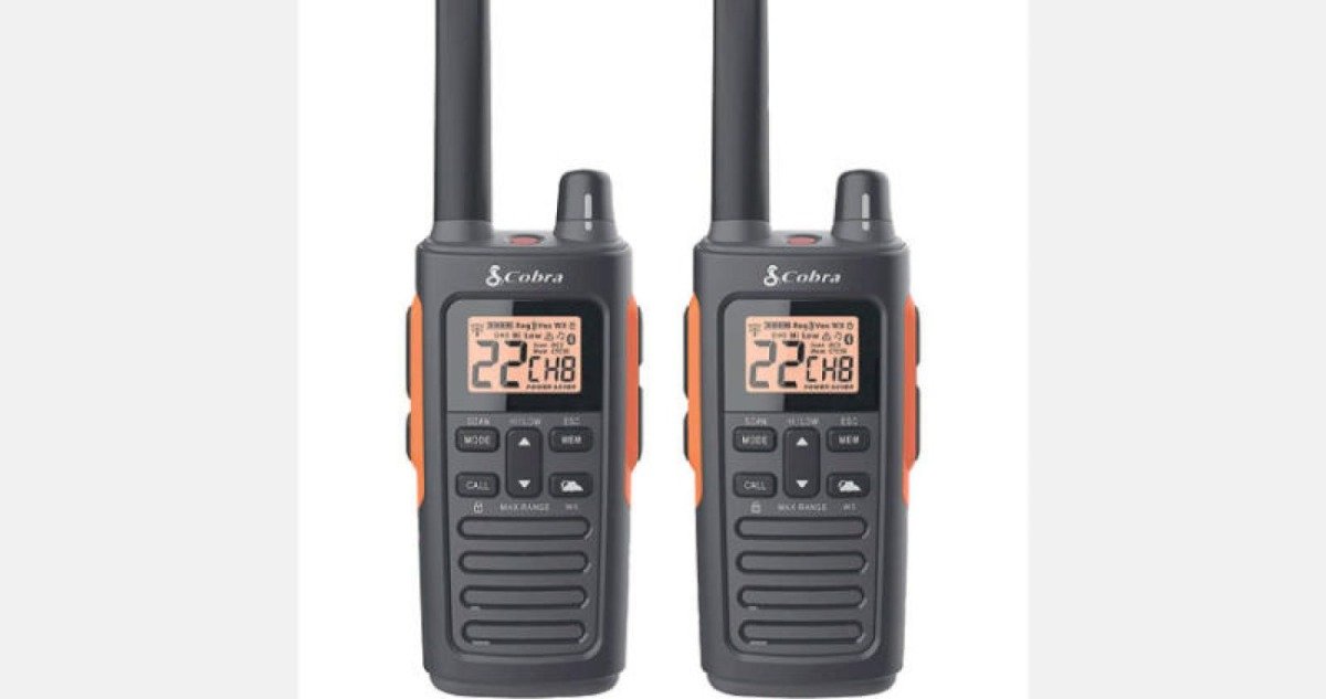 ما هي أجهزة ووكي توكي أيكوم التي فجرتها إسرائيل في لبنان ؟