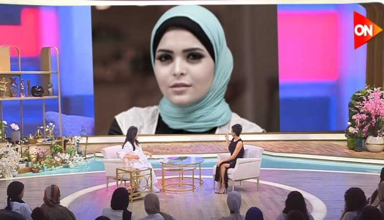 صور اسماء جلال بالحجاب ثم لعروض الاغراء