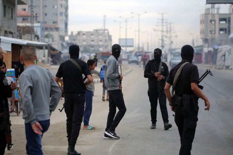 مصر تراقب تصعيدًا إسرائيليًا في تسليح ميليشيات محلية بغزة