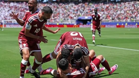 قطر تنتزع أول نقطة في تاريخ مشاركاتها المونديالية بتعادل قاتل أمام سويسرا