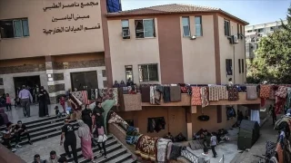 إسرائيل تروّج مزاعم بشأن مجمع ناصر الطبي