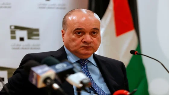 الإعلام العبري: ناصر القدوة قد يكون ممثلًا لمحمد دحلان في غزة